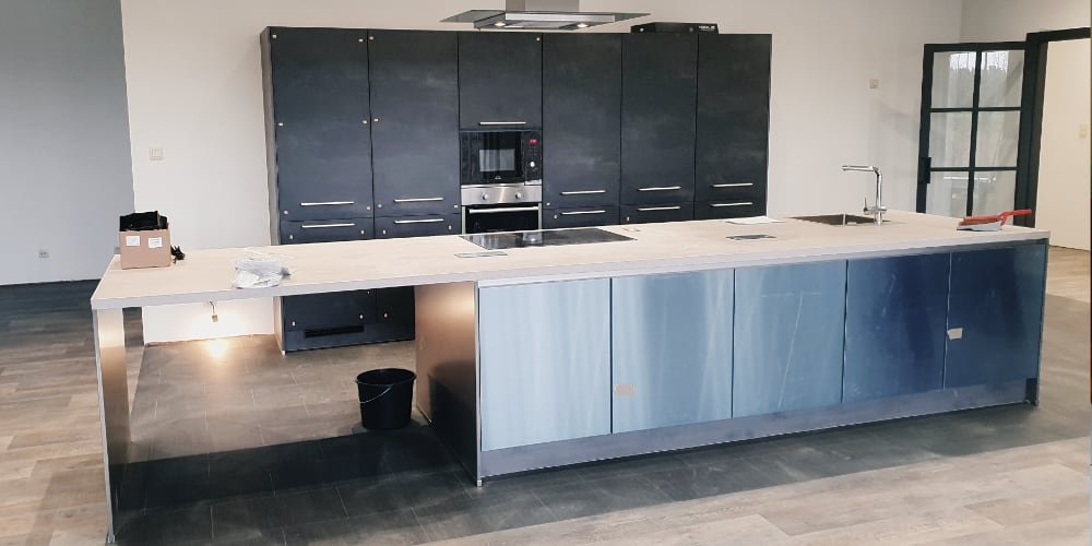 Keuken plaatser Peer David Moors